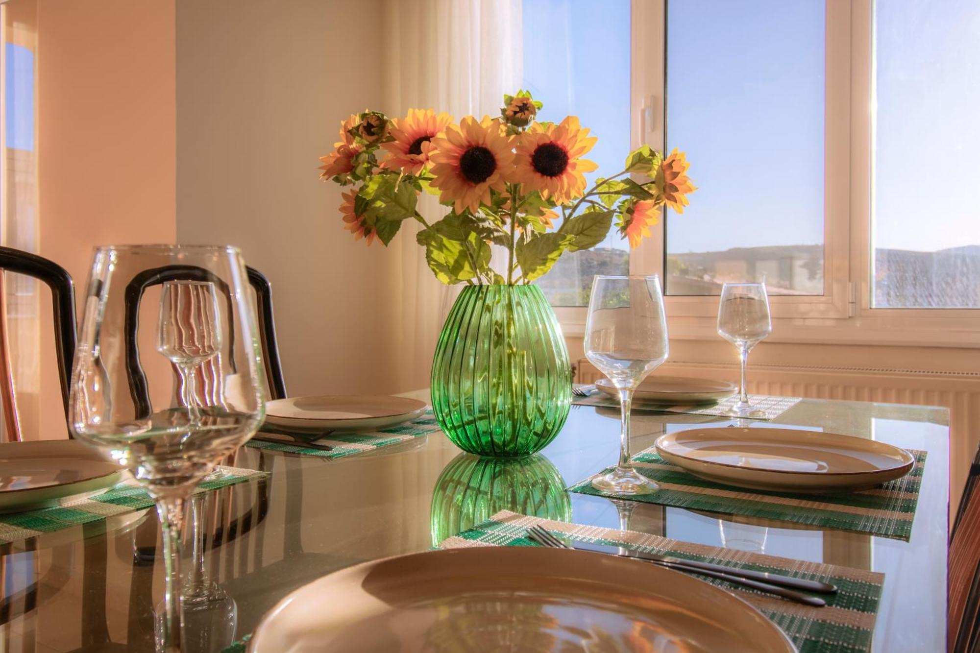 With Private Pool & Jaccuzi Close The Villa