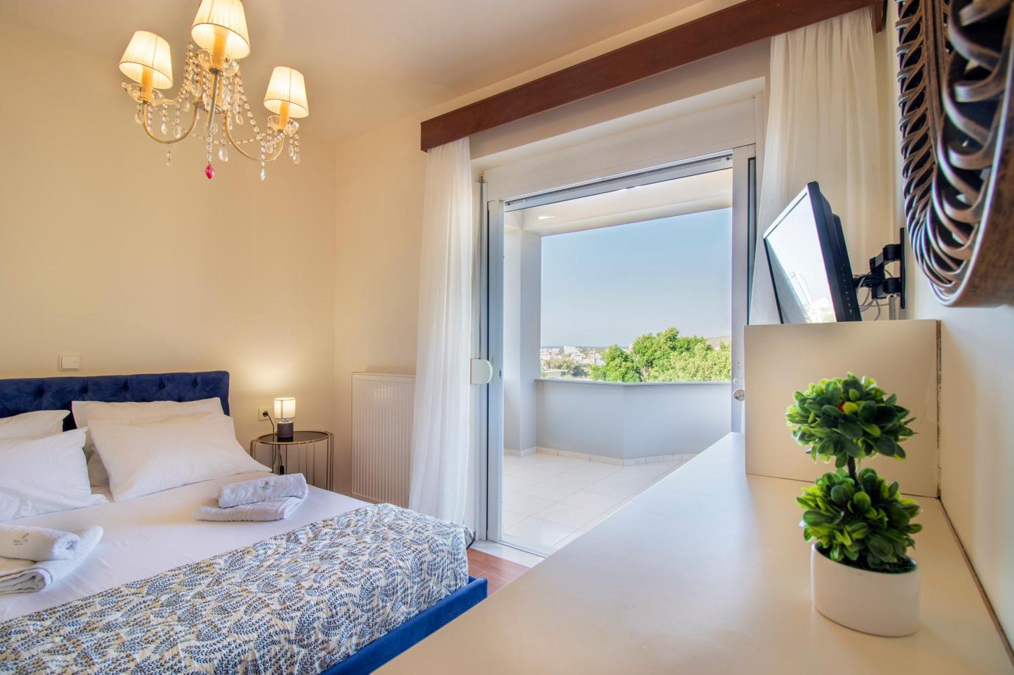 With Private Pool & Jaccuzi Close The Villa