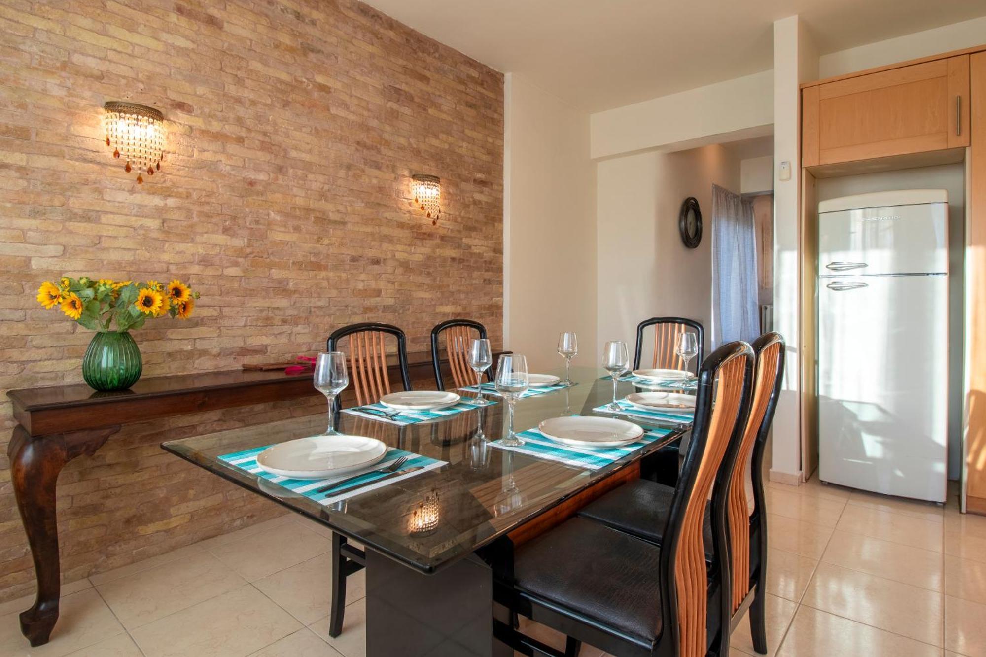 With Private Pool & Jaccuzi Close The * Iraklion